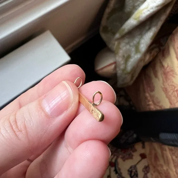 14k YG matchstick pendant with garnet - Picture 5 of 7